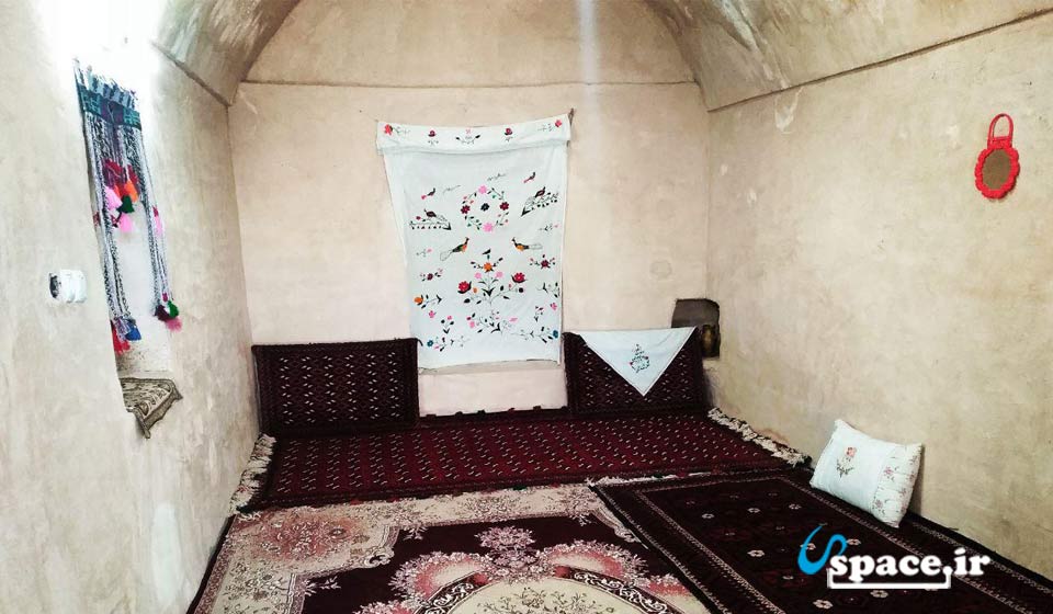 اتاق سنتی اقامتگاه بوم گردی فانوس کویر-شاهرود - روستای رضاآباد